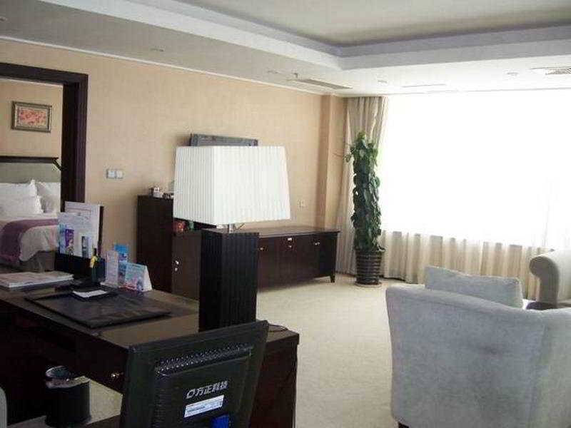 Sophia International Hotel Qingdao Bilik gambar